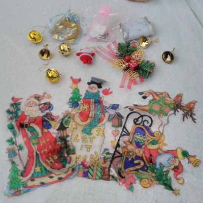 Лот: 12669309. Фото: 1. Новогодние украшения на окна... Гирлянды, шарики, новогодние аксессуары