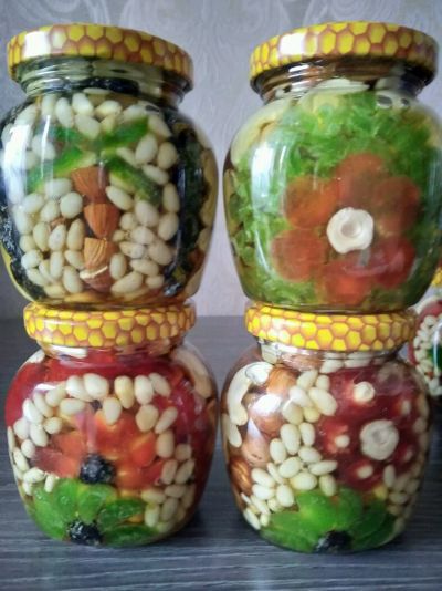 Лот: 14557079. Фото: 1. Орехи в меду 250 мл. Мёд, продукты пчеловодства