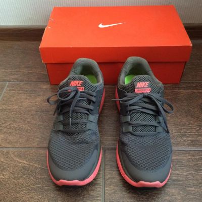 Лот: 8647892. Фото: 1. Кроссовки Nike Lunarswift 3 коричневые... Кеды, кроссовки, слипоны