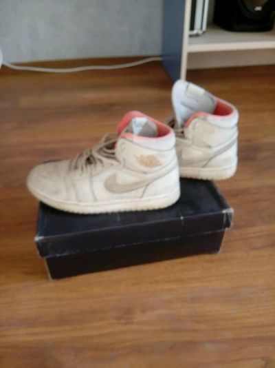 Лот: 12445697. Фото: 1. Кроссовки Nike Air Jordan 1 Retro... Кеды, кроссовки, слипоны
