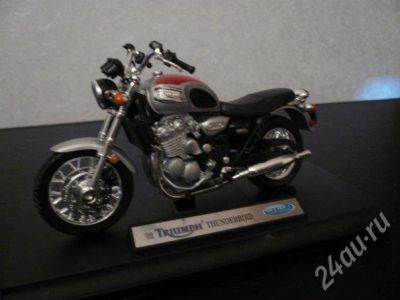 Лот: 350917. Фото: 1. моделька Triumph Thunderbird. Автомоделизм