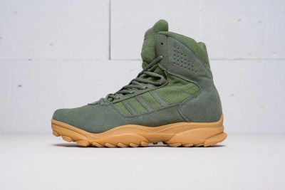 Лот: 11617814. Фото: 1. Ботинки Adidas GSG-9.3 Boots. Кеды, кроссовки, слипоны
