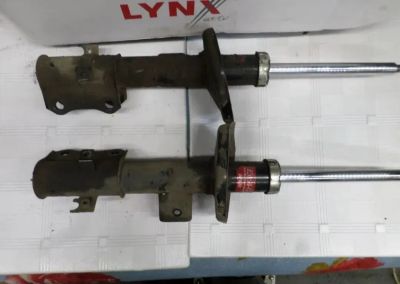 Лот: 25343785. Фото: 1. Стойки Suzuki Vitara. Ходовая, подвеска, рулевое управление