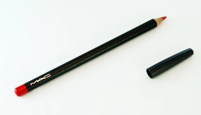 Лот: 5148972. Фото: 1. Карандаш для губ Mac. Макияж