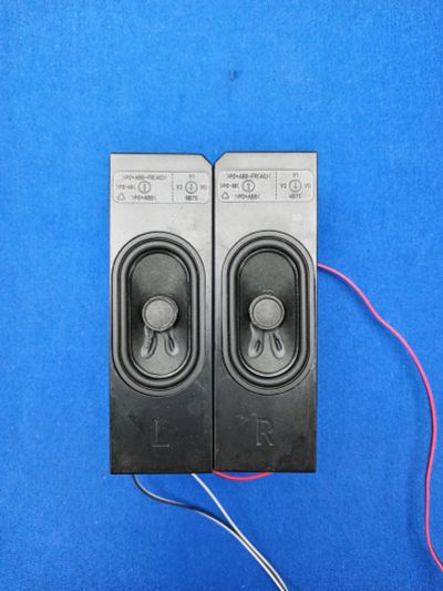 Лот: 24787208. Фото: 1. 42-WFX415-X6GX1HX 6 OHM 10W Комплект... Запчасти для телевизоров, видеотехники, аудиотехники