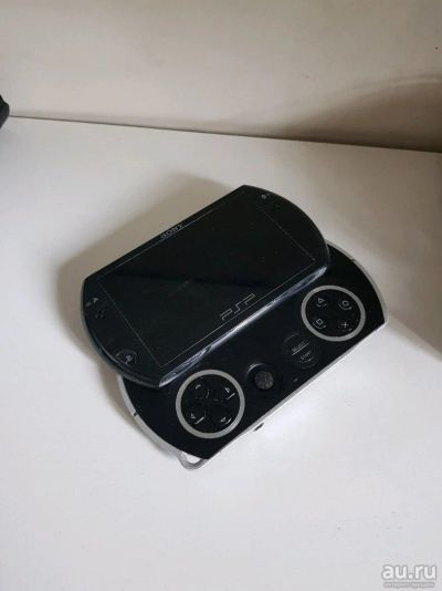 Лот: 13383811. Фото: 1. Psp go. Игровые приставки, консоли