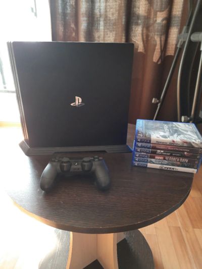 Лот: 17839659. Фото: 1. PlayStation 4 pro 1tb торг/обмен... Игровые приставки, консоли