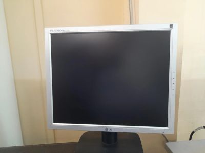 Лот: 20818720. Фото: 1. Монитор 17'' LG Flatron L1719S. ЖК-мониторы
