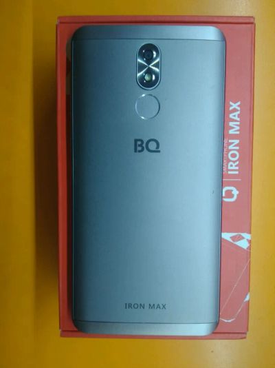 Лот: 18010222. Фото: 1. Б\У смартфон Bright & Quick BQ-5507L... Смартфоны