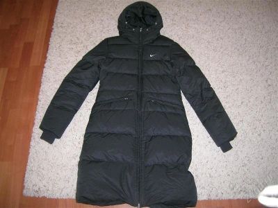 Лот: 2109690. Фото: 1. Пуховик женский NIKE. Верхняя одежда