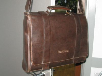 Лот: 9146536. Фото: 1. Отличный портфель Postilen. Портфели, ранцы