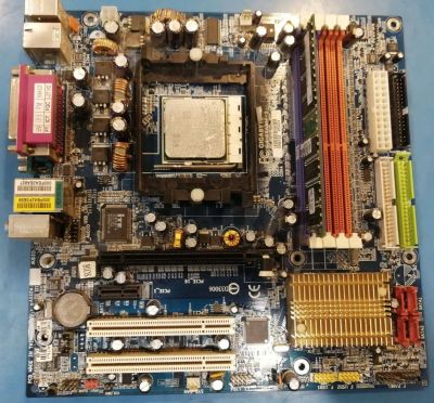 Лот: 16548593. Фото: 1. Материнская плата Gigabyte GA-K8NMF-9... Материнские платы