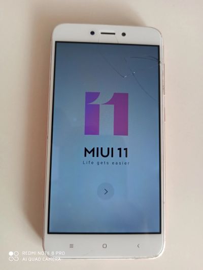 Лот: 15314828. Фото: 1. Xiaomi Redmi 4x RoseGold. Смартфоны