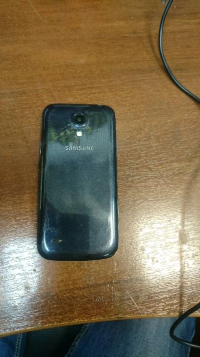 Лот: 12818624. Фото: 1. Смартфон Samsung Galaxy S4 mini... Смартфоны