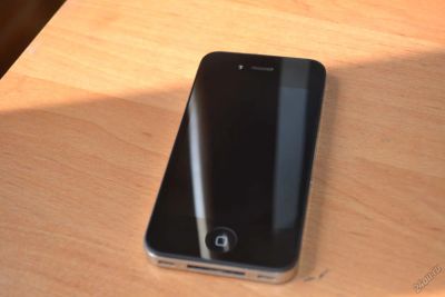 Лот: 5810761. Фото: 1. iPhone 4 16 Gb. Смартфоны