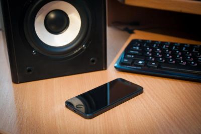 Лот: 5144251. Фото: 1. iPhone 5 16Gb Black. Смартфоны