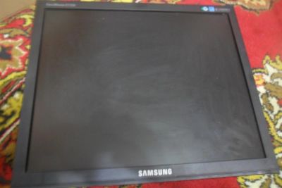 Лот: 3855738. Фото: 1. Жк монитор samsung sync master... ЖК-мониторы