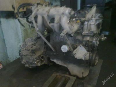 Лот: 2248782. Фото: 1. Nissan Tino ДВС с АКПП. Двигатель и элементы двигателя
