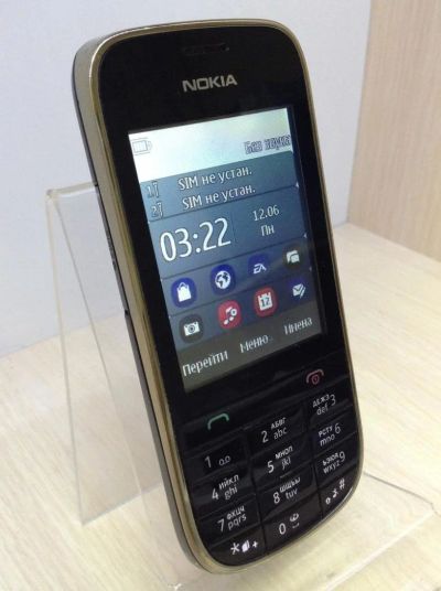 Лот: 9862263. Фото: 1. Продам телефон Nokia Asha 202... Кнопочные мобильные телефоны