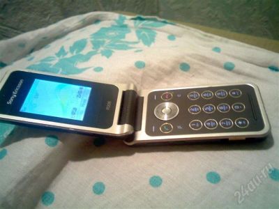 Лот: 265654. Фото: 1. Сотовый телефон Sony Ericsson... Кнопочные мобильные телефоны