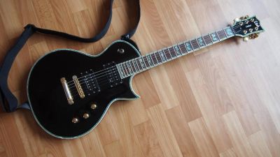 Лот: 5444344. Фото: 1. Электрогитара ESP Ltd Deluxe EC-1000. Гитары