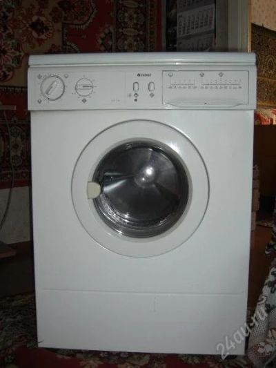 Лот: 149886. Фото: 1. Стиральная машина INDESIT. Стиральные машины