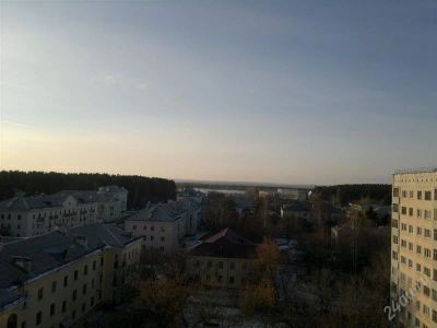Лот: 1309746. Фото: 1. Продам 4-х комнатную в центре... Квартиры, студии
