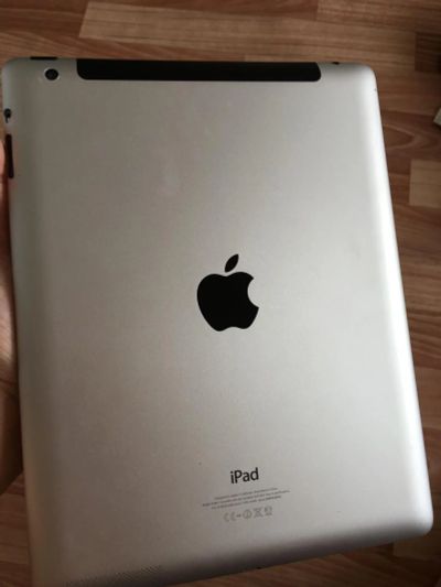 Лот: 7583876. Фото: 1. iPad 3. Планшеты