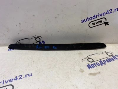 Лот: 21716363. Фото: 1. накладка двери багажника Kia Rio... Кузов