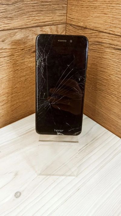 Лот: 19515179. Фото: 1. Телефон Honor 6c pro (1074). Смартфоны