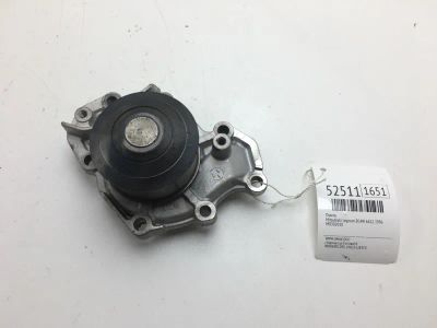 Лот: 20395782. Фото: 1. Помпа Mitsubishi Legnum 1996 MD302010... Двигатель и элементы двигателя