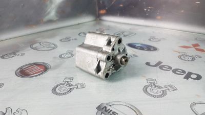 Лот: 23619273. Фото: 1. Насос масляный Mazda Axela LF-DE... Двигатель и элементы двигателя