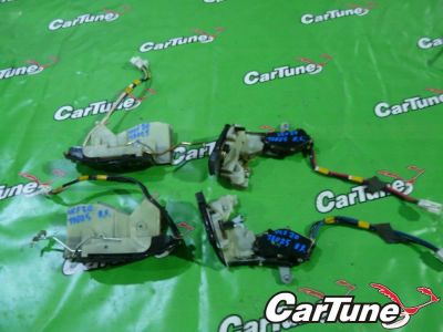 Лот: 10617875. Фото: 1. замок двери toyota celsior UCF21... Кузов