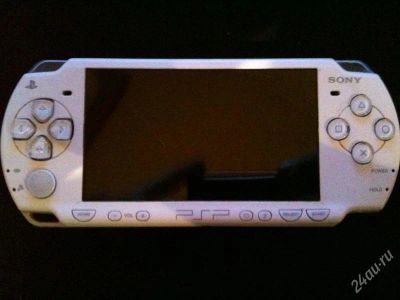 Лот: 903689. Фото: 1. PSP slim,прошита + куча дисков... Игровые приставки, консоли