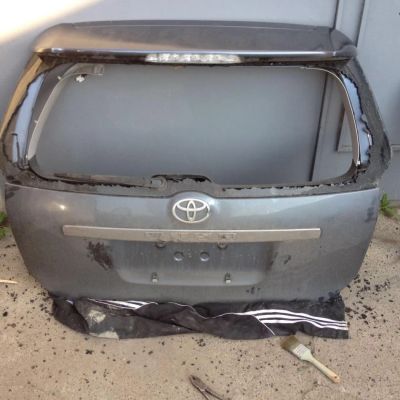 Лот: 7680548. Фото: 1. Дверь багажника Toyota wish (пятая... Кузов