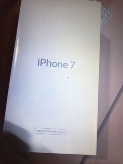 Лот: 8910044. Фото: 1. Новый iPhone 7 128gb RFB ( 7 128... Смартфоны