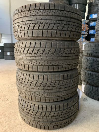 Лот: 16430316. Фото: 1. Bridgestone Blizzak VRX 255/35... Шины