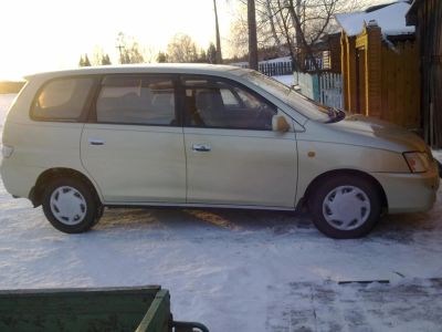 Лот: 4816937. Фото: 1. Toyota Gaia 2001. Автомобили