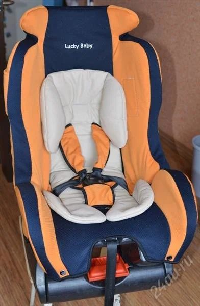 Лот: 1462034. Фото: 1. Продам автокресло Lucky Baby... Детские автокресла