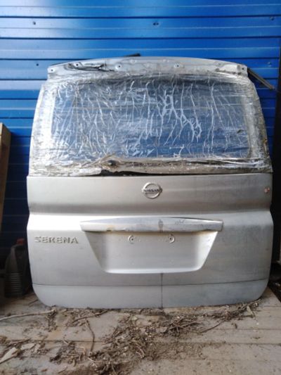 Лот: 17943438. Фото: 1. Дверь багажника Nissan Serena... Кузов