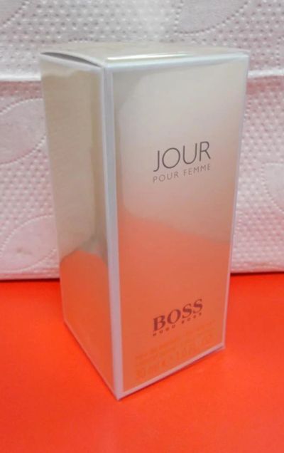 Лот: 4428472. Фото: 1. Парфюмированная вода Hugo Boss... Женская парфюмерия
