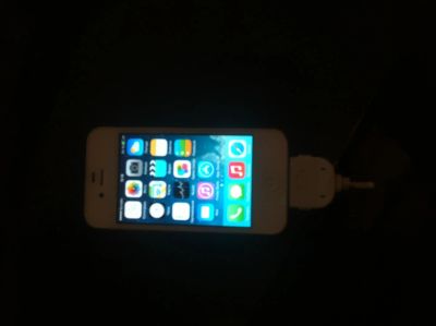 Лот: 4141818. Фото: 1. Iphone 4s 64gb white. Смартфоны