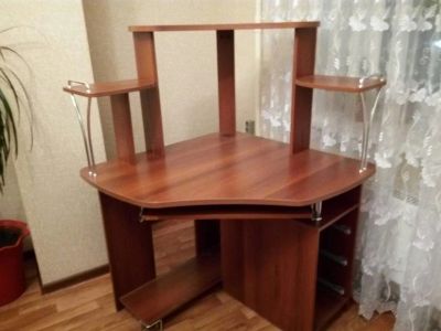 Лот: 11113370. Фото: 1. Продам компьютерный стол. Компьютерные и письменные столы