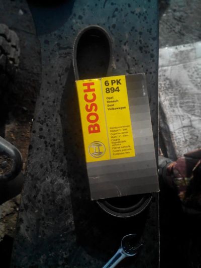Лот: 4127463. Фото: 1. ремень BOSH 6PK894 VW, Seat, Opel... Расходные материалы