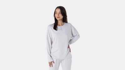 Лот: 25637953. Фото: 1. Лонгслив женский Stay Balanced... Другое (одежда, обувь, галантерея)