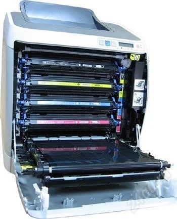 Лот: 745034. Фото: 1. Лазерный цветной принтер HP laserJet... Лазерные принтеры