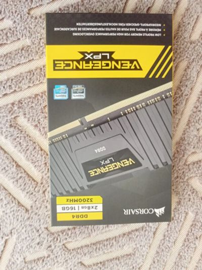 Лот: 25509767. Фото: 1. Память ddr 4 16gb 3200mhz. Оперативная память