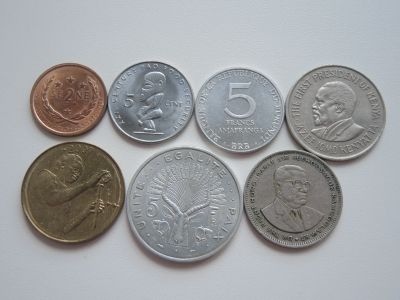 Лот: 21325261. Фото: 1. 7 монет экзотика острова Кука... Африка