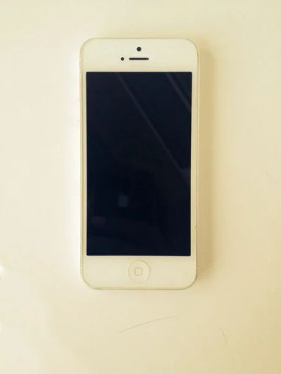 Лот: 7848943. Фото: 1. IPhone 5. Смартфоны