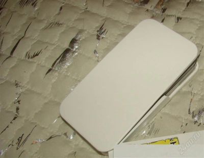 Лот: 2431957. Фото: 1. белый чехол на iPhone 4 4S. Чехлы, бамперы